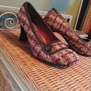 Fun tweed heels!
